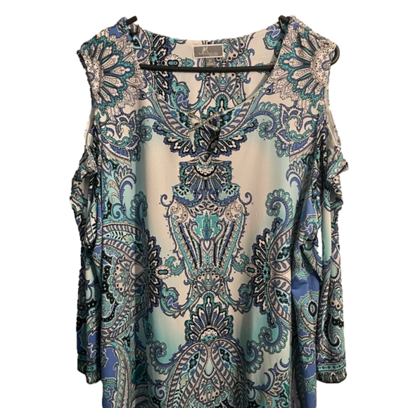 Beautiful J M Collection Cold Shoulder Top 3X - Picture 3 of 5